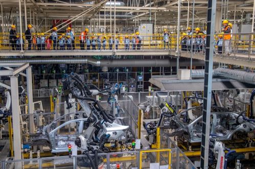 游學智造工廠 親身體驗科技魅力，探索前沿技術推廣新路徑